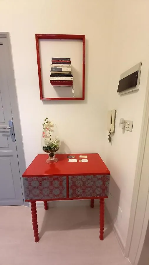Bed&Book Palazzo Cutelli Bed and Breakfast Palermo 3*,