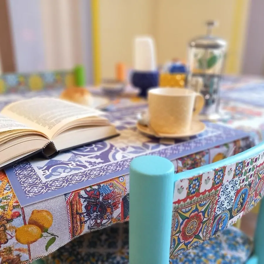 Bed&Book Palazzo Cutelli Bed and Breakfast Palermo