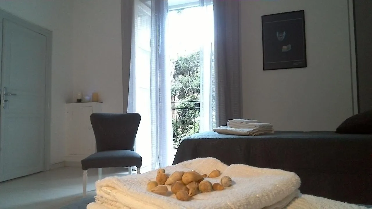 *** Bed & Breakfast Bed&Book Palazzo Cutelli Bed and Breakfast Palermo Italien