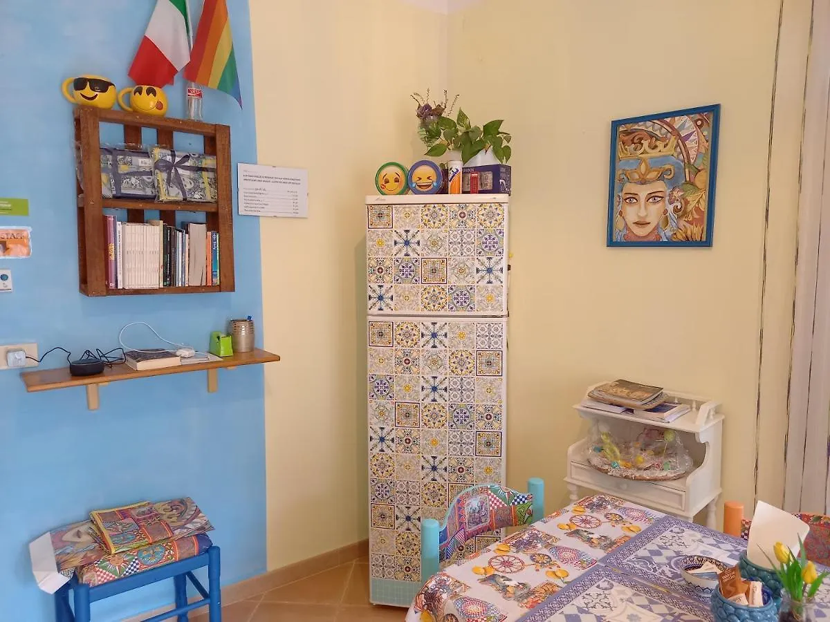Nocleg ze śniadaniem Bed and Breakfast Bed&Book Palazzo Cutelli Palermo
